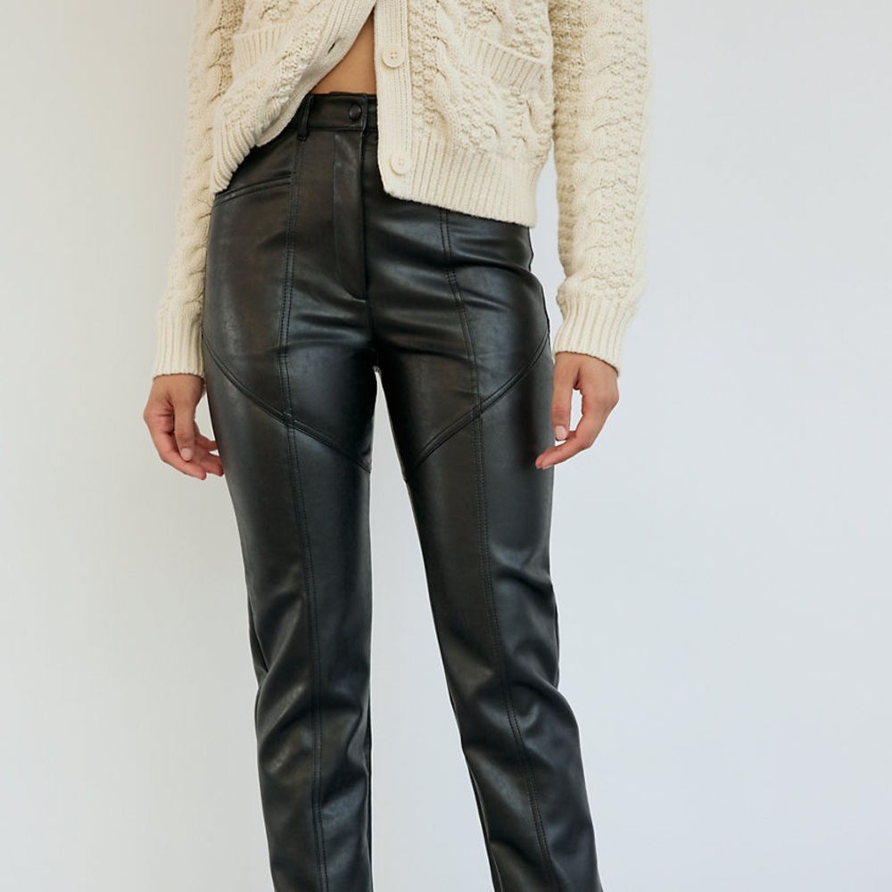 NWT!!!! ARITZIA WILFRED BLACK REBEL LEATHER PANT
